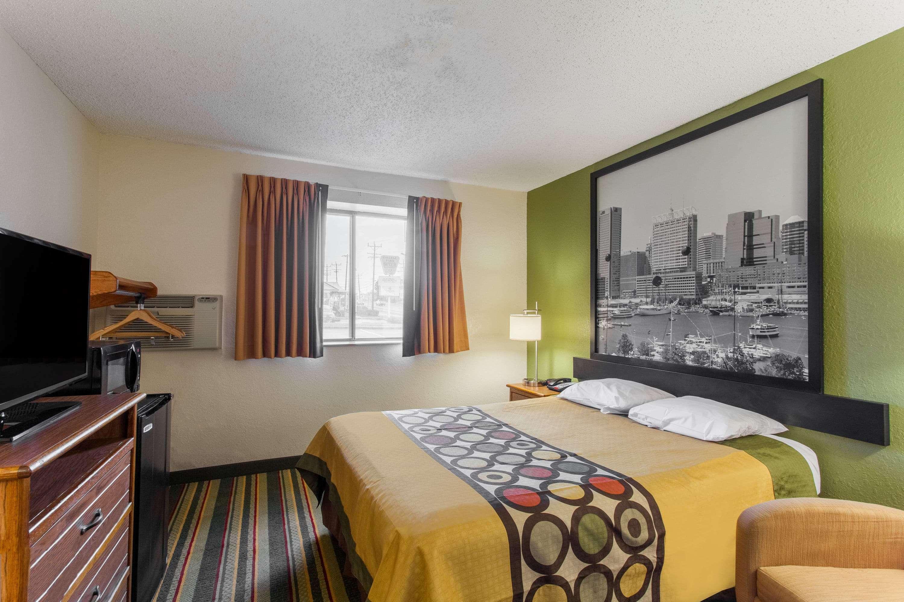 Hotel Super 8 By Wyndham College Park Wash Dc Area Esterno foto